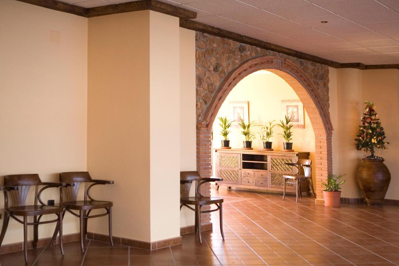 Hotel-Restaurante Cerrillo San Marcos ディエスマ エクステリア 写真