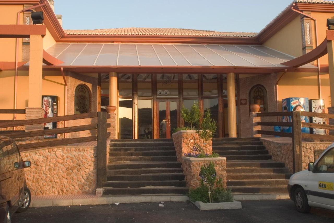 Hotel-Restaurante Cerrillo San Marcos ディエスマ エクステリア 写真
