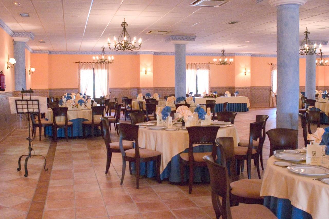 Hotel-Restaurante Cerrillo San Marcos ディエスマ エクステリア 写真